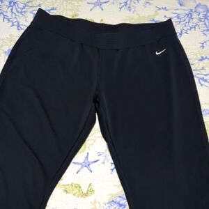 Nike Black Wide Leg Capris